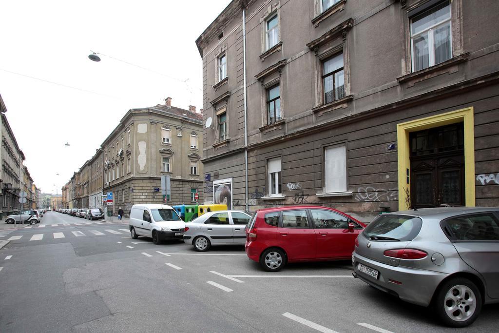 Carla Studio Apartment Zagreb Ruang foto