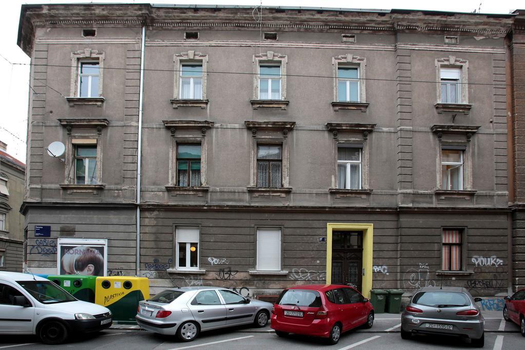 Carla Studio Apartment Zagreb Ruang foto